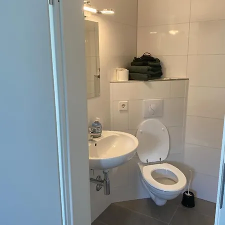 Zur Faehre Hotel 4*