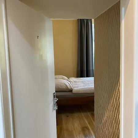 Zur Faehre Hotel