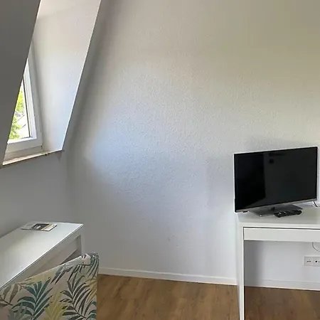 Zur Faehre Hotel 4*
